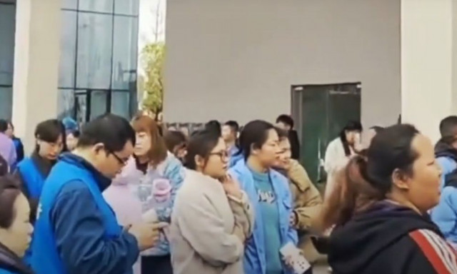 Δασμοί: Στο ναδίρ η οικονομία της Κίνας - Ταραχές και εντάσεις από απλήρωτους εργαζόμενους