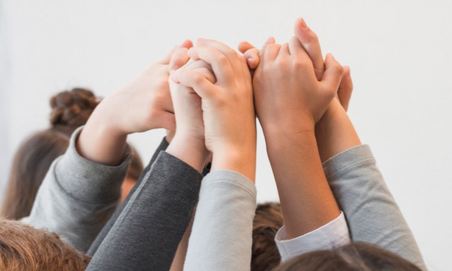 Ο μικρός Εφραίμ - Νικόλαος χρειάζεται την οικονομική μας στήριξη για να νικήσει το νευροβλάστωμα