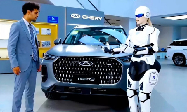 Θα αγόραζες αυτοκίνητο από ένα ανθρωπόμορφο ρομπότ;