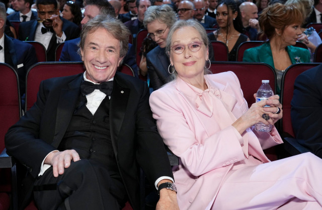 Μέριλ Στριπ: Το παθιασμένο φιλί με τον Μαρκ Σορτ λίγους μήνες μετά την επιβεβαίωση της σχέσης τους