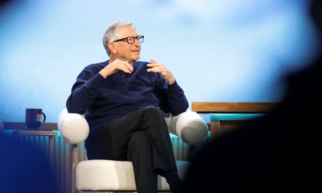 Μπιλ Γκέιτς: Δωρίζει το 99% της περιουσίας του στο ίδρυμά του και καταγγέλλει τον Μασκ