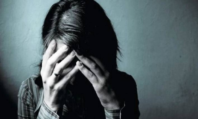 Αχαΐα: 42χρονη έστειλε μήνυμα στον πατέρα ότι θα αυτοκτονήσει - Την πρόλαβαν οι αστυνομικοί