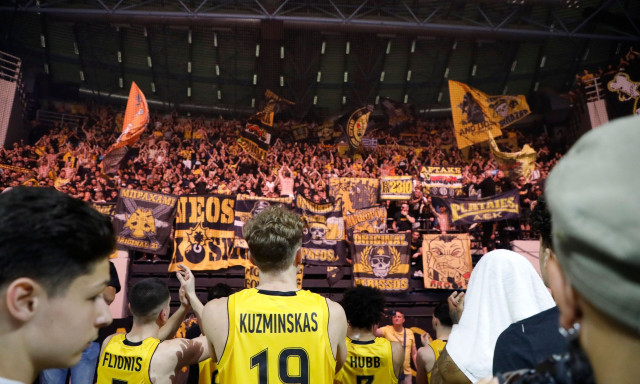 BCL Final Four 2025: Ο κόσμος αποθέωσε τους «κιτρινόμαυρους» και φώναξε συνθήματα με τους Ισπανούς