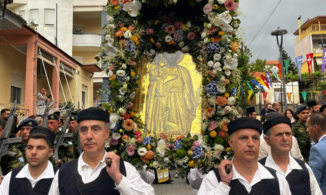 Το Αγρίνιο τιμά τον πολιούχο του Άγιο Χριστόφορο – Πλήθος πιστών στην Λιτανεία