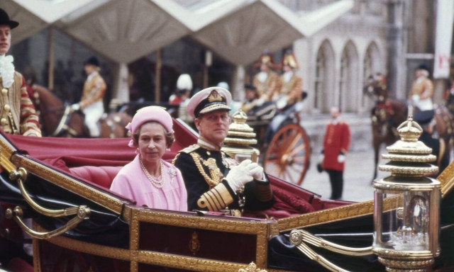 Η αντίδραση της βασίλισσας Ελισάβετ όταν ο Φίλιππος της είπε «ω, σκάσε, ανόητη γυναίκα»