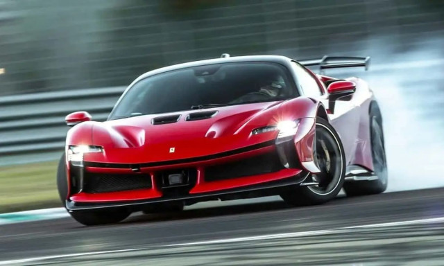 Η Κίνα ετοιμάζει supercar που θα ξεπερνά τη Ferrari SF90