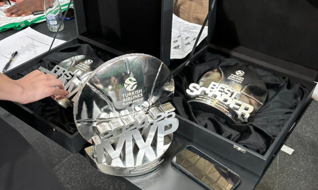 O Κέντρικ Ναν και τα βραβεία του…