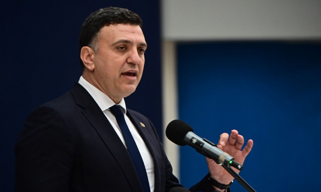 Κικίλιας: «Εκπτωτικά πακέτα και σημαντικές μειώσεις στα ακτοπλοϊκά εισιτήρια για οικογένειες»