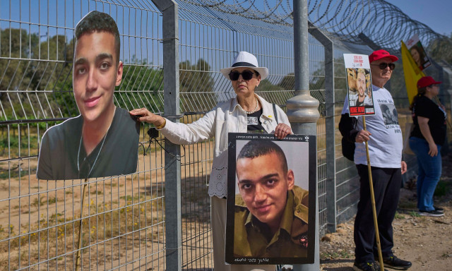 Η Χαμάς ανακοίνωσε ότι απελευθερώνει Ισραηλινοαμερικανό όμηρο - Συνεχίζει τις επιθέσεις το Ισραήλ