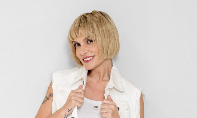 Θέατρο Άλσος: Το πάρτυ συνεχίζεται με την Ελεονώρα Ζουγανέλη να «αλλά - Ζει»