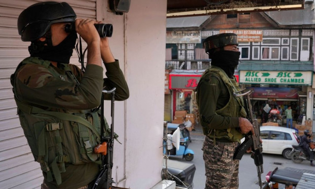 Ινδία-Πακιστάν: Σε ισχύ η εκεχειρία - Θα συνομιλήσουν οι αρχηγοί των στρατιωτικών επιχειρήσεων