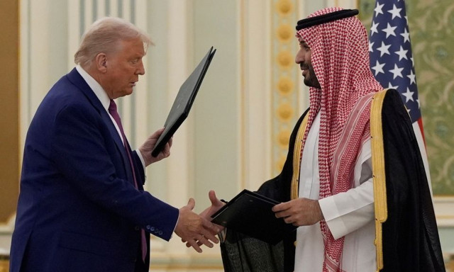 Τραμπ: Ανακοίνωσε την άρση των κυρώσεων κατά της Συρίας - Θα συναντήσει τον πρόεδρο Αλ Σάρα