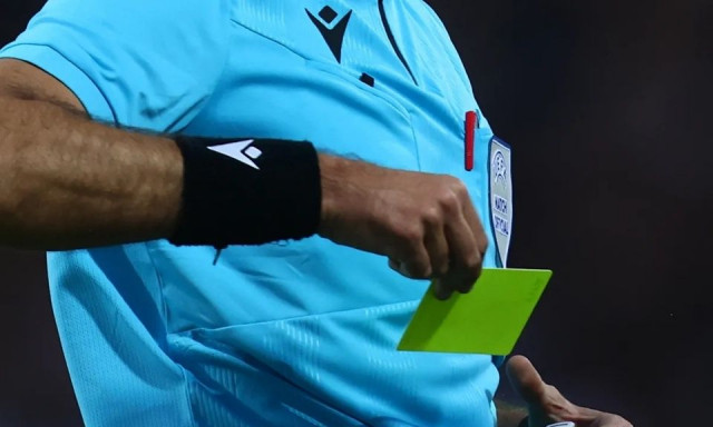 Πρώην διαιτητής της Super League σε κύκλωμα πειρατικής συνδρομητικής τηλεόρασης - Βίντεο