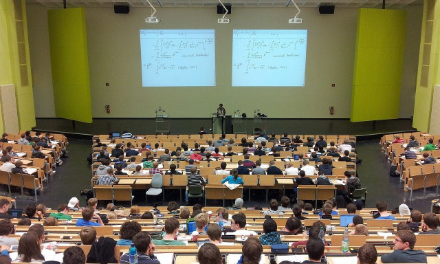 Μέχρι σήμερα οι αιτήσεις για χορήγηση κατ' εξαίρεση μετεγγραφών/μετακινήσεων φοιτητών