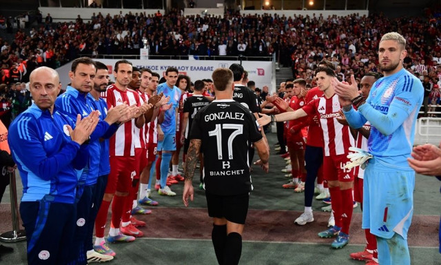 ΟΦΗ – Ολυμπιακός: MVP του τελικού ο Ελ Κααμπί – Pasillo των «ερυθρόλευκων» στους Κρητικούς