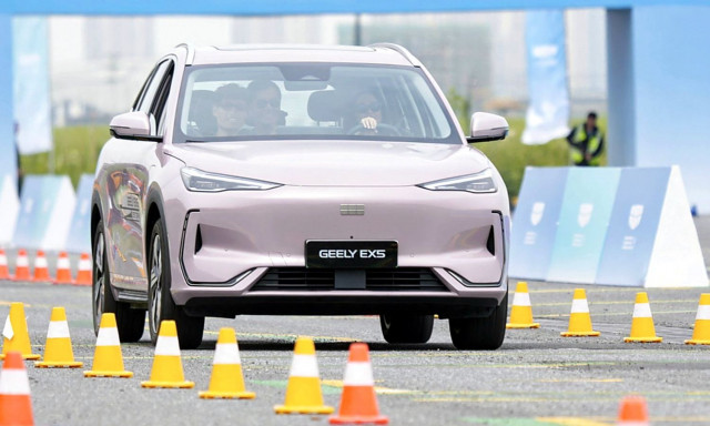 Οδηγούμε το EX5 - Το πρώτο μοντέλο της Geely στην Ελλάδα