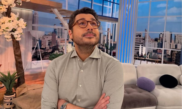 Ετοιμάζουν καλοκαιρινά προγράμματα τα κανάλια – Ποιοι παρουσιαστές «κλειδώνουν»