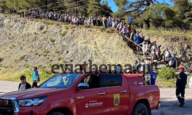 Εύβοια: Χιλιάδες κόσμου περπατούν 20 χιλιόμετρα για τάμα στον Άγιο Ιωάννη Ρώσσο
