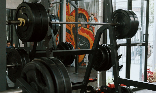 Αμπελόκηποι: Σοβαρός τραυματισμός σε γυμναστήριο – Τον πλάκωσε η μπάρα