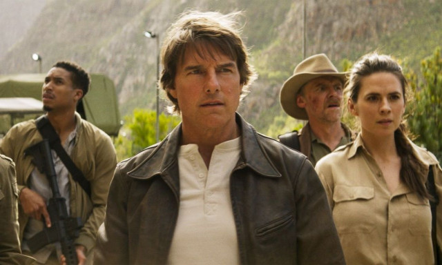 Νέες ταινίες: Ο Τομ Κρουζ ξεπερνά τον εαυτό του στην τελευταία «Επικίνδυνη Αποστολή»