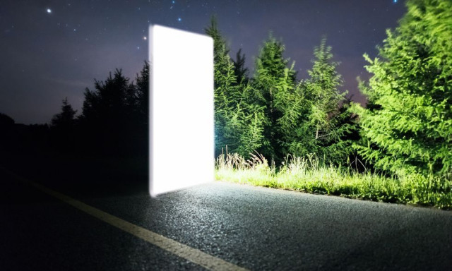 Οι επιστήμονες είναι αρκετά σίγουροι ότι βρήκαν μια πύλη για την πέμπτη διάσταση