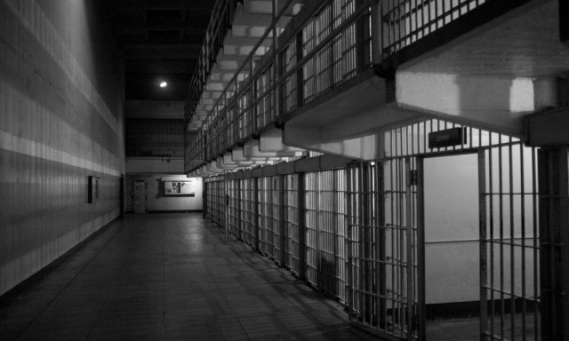 Η συγκλονιστική ιστορία θανατοποινίτη: Τι είπε στην οικογένεια του θύματος που είχε κάψει ζωντανή