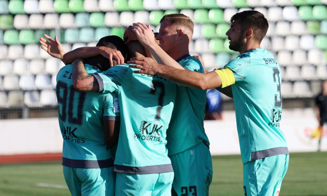 Super League: Άτυπη πρωτιά στα playouts ο Λεβαδειακός – Νίκη και για τον Παναιτωλικό