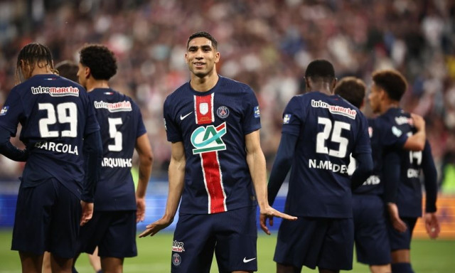 Γαλλία: Νταμπλ… δια περιπάτου για την Παρί Σεν Ζερμέν!