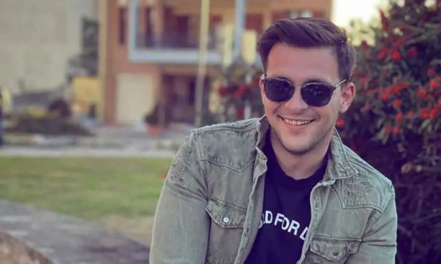 Θρήνος στα Τρίκαλα για τον 30χρονο Στέφανο - Το μοιραίο μπάτσελορ στην παραλία πριν από τον γάμο
