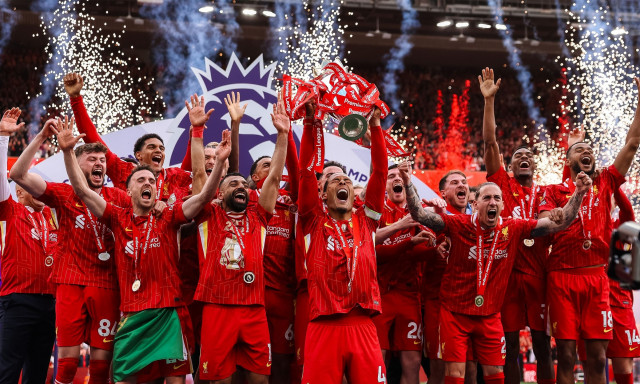 Premier League: Η απονομή του τίτλου στη Λίβερπουλ