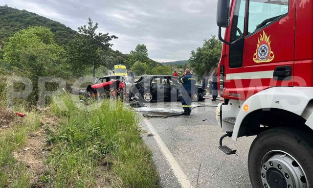 Καβάλα: Σφοδρή σύγκρουση οχημάτων κοντά στον Άγιο Ανδρέα – Ένας νεκρός και δύο τραυματίες