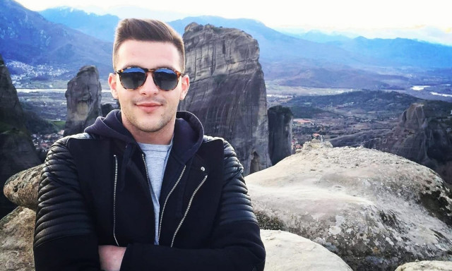 Θρήνος στα Τρίκαλα: Αυτός είναι ο 30χρονος που πνίγηκε στη Λευκάδα - Το τραγικό παιχνίδι της μοίρας