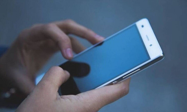 Μυστικός κωδικός για τα κινητά - Το τέχνασμα που βελτιώνει το Wi-Fi σε χρόνο μηδέν