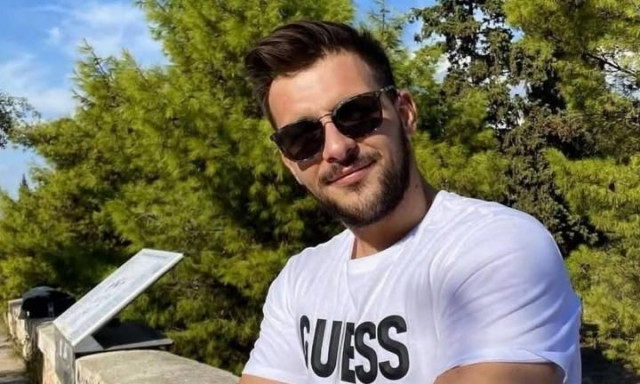 Λευκάδα: Σήμερα η κηδεία του Στέφανου Κέμου - Το βίντεο με τον 30χρονο που παλεύει με τα κύματα