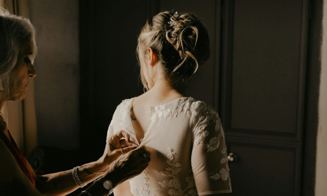 Viral επιστολή: Η μητέρα μου πληρώνει το ενοίκιο του πρώην μου και του αγόρασε αυτοκίνητο