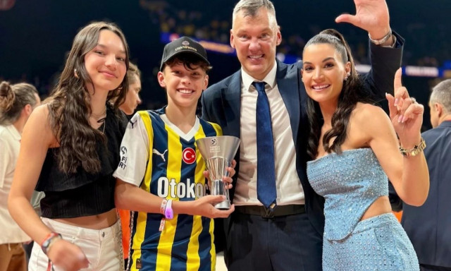 Άννα Δούκα: Η Ελληνίδα καλλονή που στέκεται «βράχος» στο πλευρό του Σαρούνας Γιασικεβίτσιους