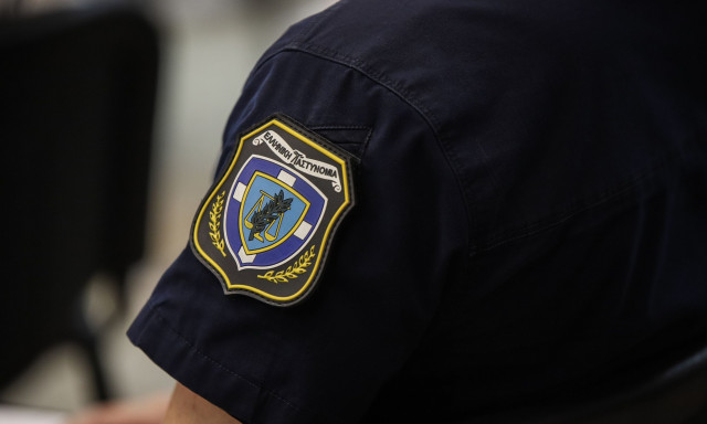 Αστυνομικοί καταγγέλλουν τον διοικητή τους για Bullying - Κλειδώνει μέχρι και τις τουαλέτες