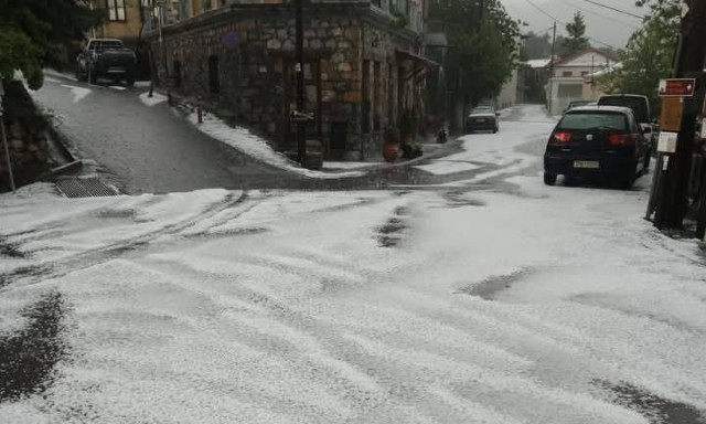 Λακωνία: Σφοδρή χαλαζόπτωση στον Πάρνωνα - Ανησυχία για τις καλλιέργειες