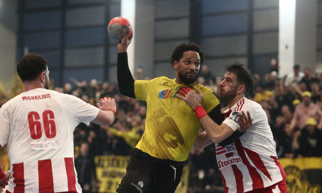 Αθλητικές μεταδόσεις: Πού θα δείτε το ντέρμπι τίτλου ΑΕΚ - Ολυμπιακός και Ρεάλ - Μάλαγα