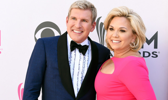 Ο Τραμπ δίνει χάρη σε αστέρες ριάλιτι καταδικασμένους για φοροδιαφυγή