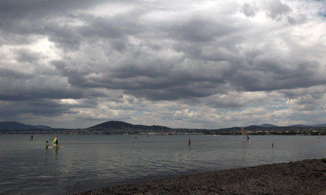 Καιρός: Χαμηλό βαρομετρικό από την Ιταλία πλησιάζει τη χώρα- Ποιες περιοχές θα επηρεαστούν