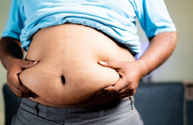 Τι φταίει για τη συσσώρευση λίπους στην κοιλιά