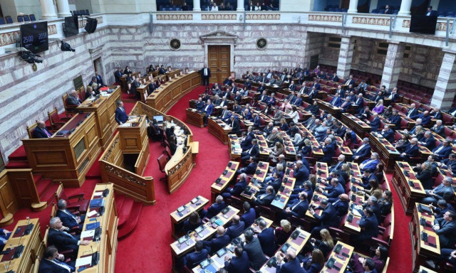 ΠΑΣΟΚ για προανακριτική: Στόχος της ΝΔ η απαλλαγή Καραμανλή - Σε αδιέξοδο ο ΣΥΡΙΖΑ