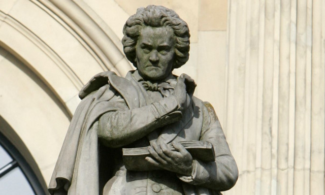 Το αληθινό βλοσυρό πρόσωπο του Μπετόβεν μετά από 200 χρόνια