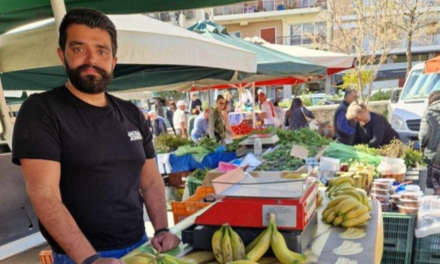 Μπανάνες Πηγής: Δύο γενιές καλλιεργητών μιλούν για το super food του Ρεθύμνου