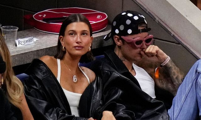 Η Χέιλι Μπίμπερ έγινε δισεκατομμυριούχος και το γιόρτασε… μόνη της – Πού ήταν ο Τζάστιν;