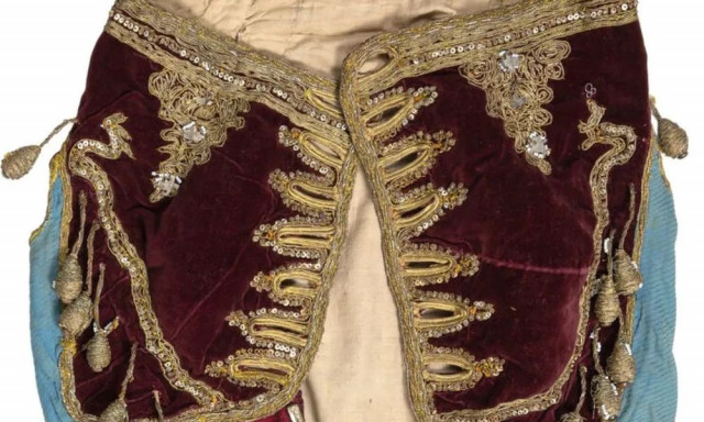 Πουλήθηκε έναντι 22.000 ευρώ η φουστανέλα του Θεόφιλου