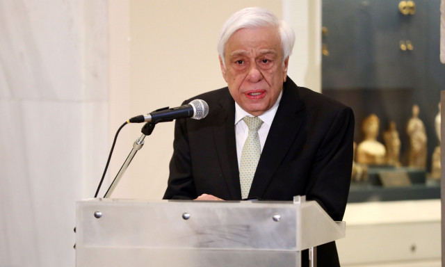 Μονή Σινά – Προκόπης Παυλόπουλος: Πού μπορεί να στηριχθεί νομικά η ελληνική κυβέρνηση