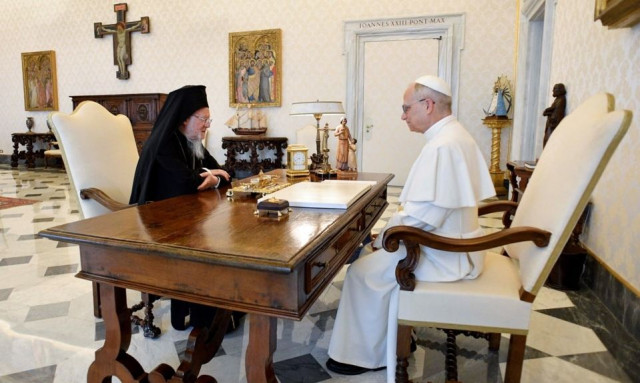 Στο Βατικανό ο Οικουμενικός Πατριάρχης Βαρθολομαίος - Νέα συνάντηση με τον Πάπα Λέοντα ΙΔ