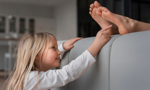 Πώς λειτουργεί το γαργαλητό - Μία όχι και τόσο αστεία έρευνα για ένα ερώτημα 2.000 ετών